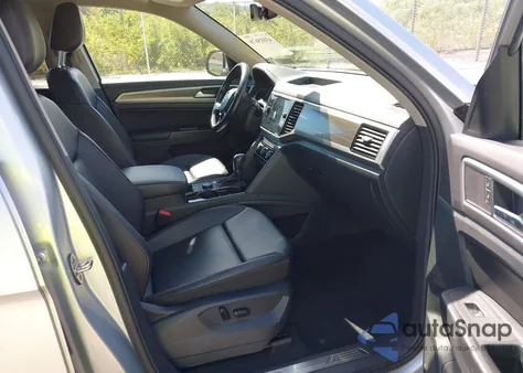 2018 Volkswagen Atlas 3.6L V6 Sel из США, поврежденный, VIN 1V2MR2CA7JC562158